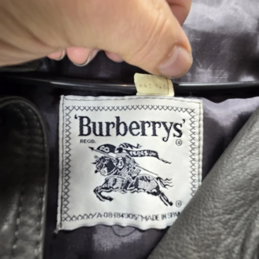 Vintage Burberrys Jacket Womens Gray Leather Long Overcoat Button Lined Trench - Picture 5 of 13